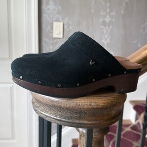 VIONIC KACIE women’s black orthotic support clog very good condition size 8